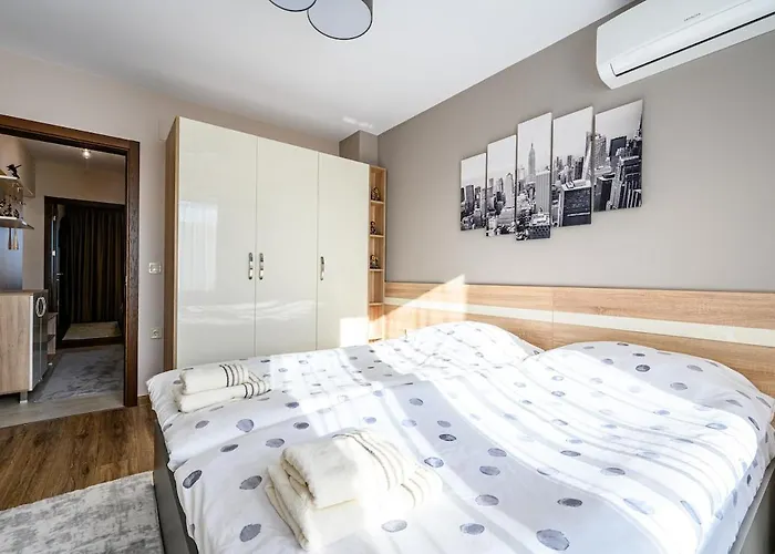 Lejlighed боруй *